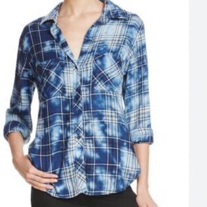 Bella Dahl Down Shirt In Montrose Cloud Wash